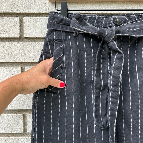 Urban Outfitters UO Pinstripe Paperbag Skirt Washed Black Denim - Picture 7 of 15